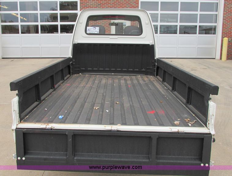 image for item I4970 2009 Miles ZX40 utility truck