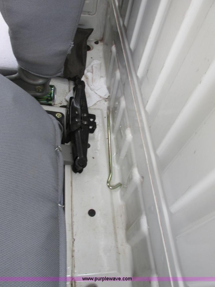 image for item I4970 2009 Miles ZX40 utility truck