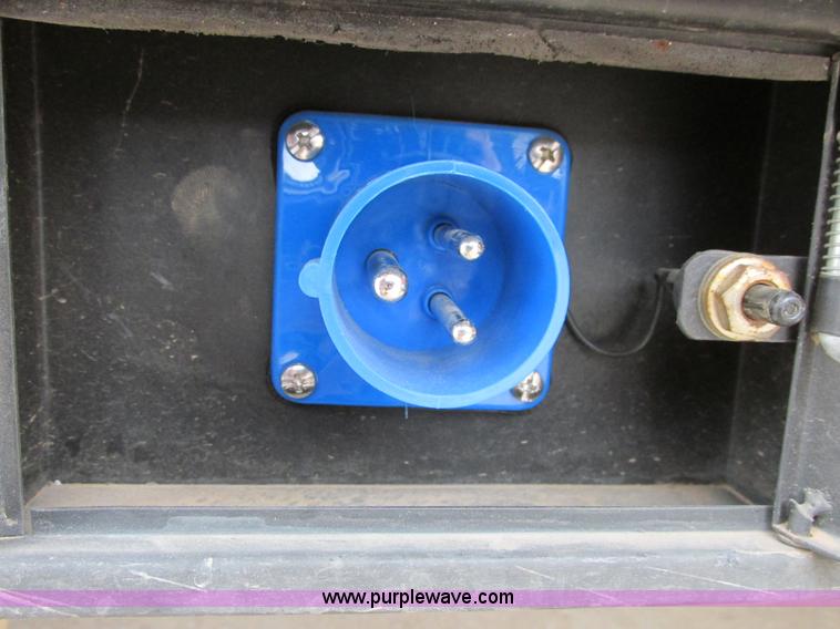 image for item I4970 2009 Miles ZX40 utility truck