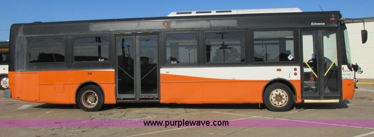 image for item I4975 2003 Blue Bird 3504 bus