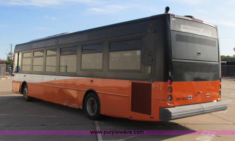 image for item I4975 2003 Blue Bird 3504 bus