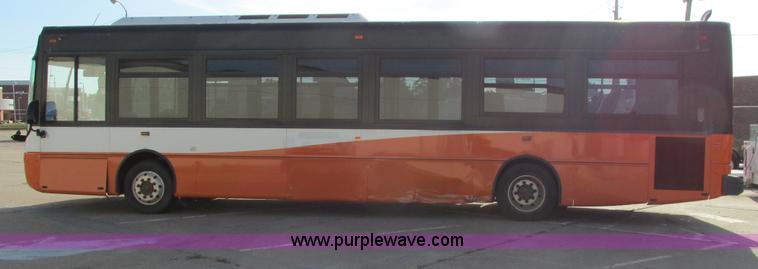 image for item I4975 2003 Blue Bird 3504 bus