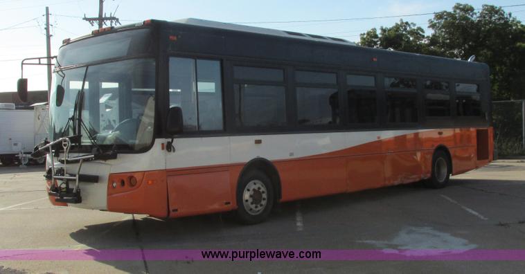 image for item I4975 2003 Blue Bird 3504 bus