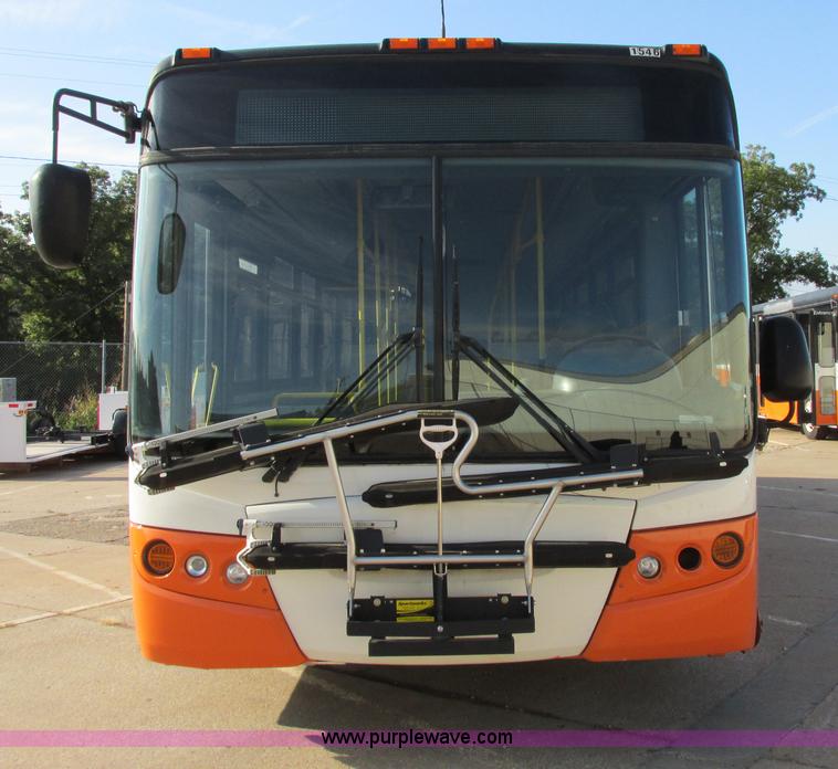 image for item I4975 2003 Blue Bird 3504 bus