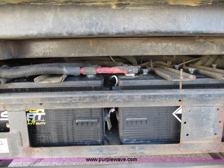 image for item I4975 2003 Blue Bird 3504 bus