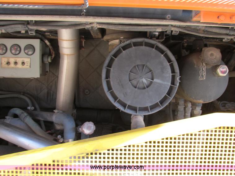 image for item I4975 2003 Blue Bird 3504 bus