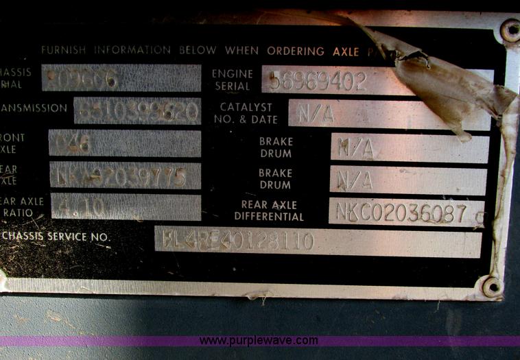 image for item I4975 2003 Blue Bird 3504 bus