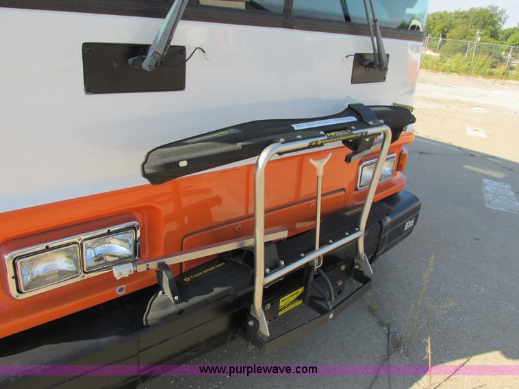 image for item I4977 2003 Blue Bird C4RE bus