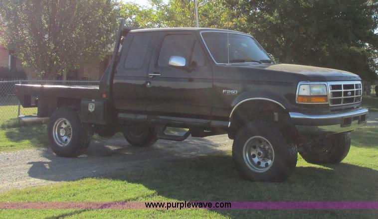 image for item I4978 1997 Ford F250 HD SuperCab pickup truck