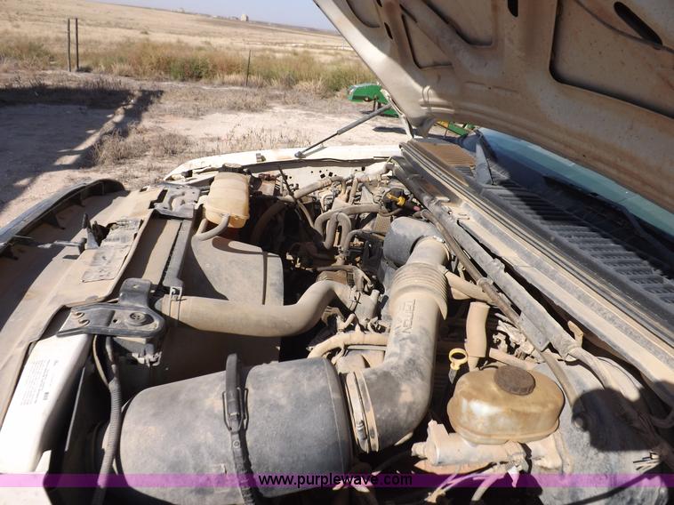 image for item I8395 2004 Ford F250 Super Duty XLT SuperCab pickup truck