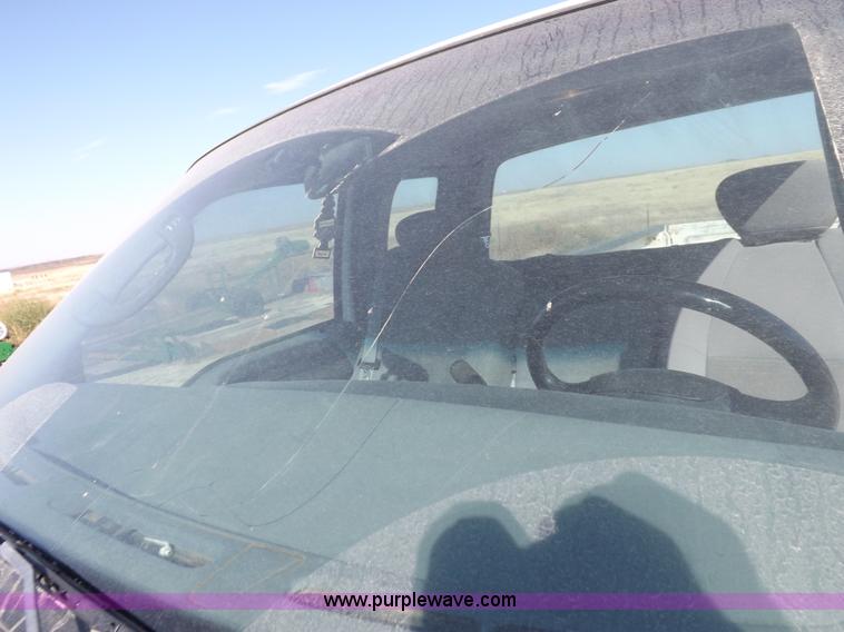 image for item I8395 2004 Ford F250 Super Duty XLT SuperCab pickup truck