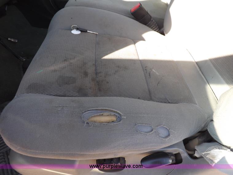 image for item I8395 2004 Ford F250 Super Duty XLT SuperCab pickup truck