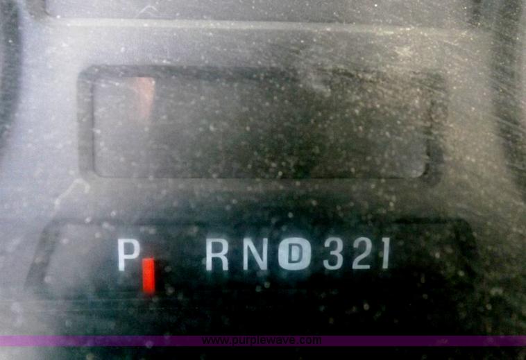 image for item I8407 2005 Ford F250 Super Duty XL Crew Cab pickup truck