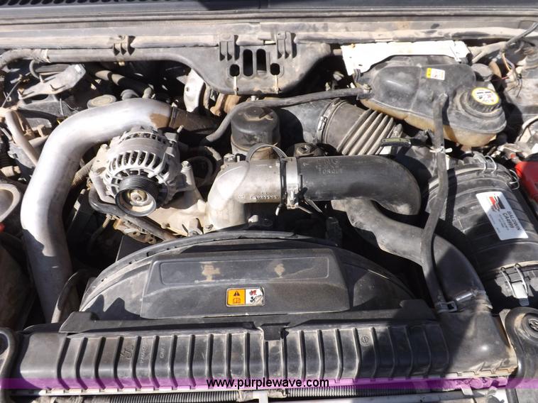 image for item I8408 2005 Ford F250 Super Duty XL Crew Cab pickup truck