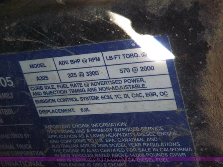 image for item I8408 2005 Ford F250 Super Duty XL Crew Cab pickup truck