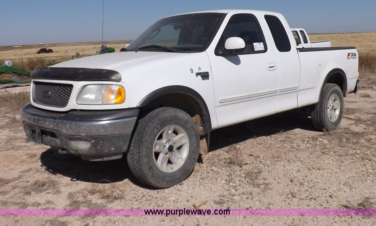 image for item I8409 2003 Ford F150 XLT pickup truck
