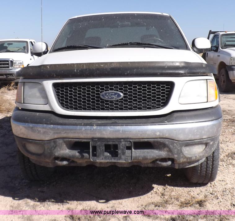 image for item I8409 2003 Ford F150 XLT pickup truck