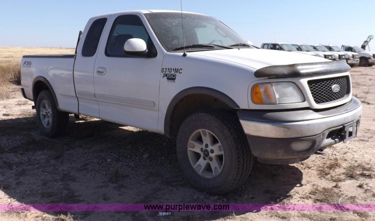 image for item I8409 2003 Ford F150 XLT pickup truck