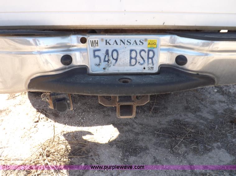 image for item I8409 2003 Ford F150 XLT pickup truck