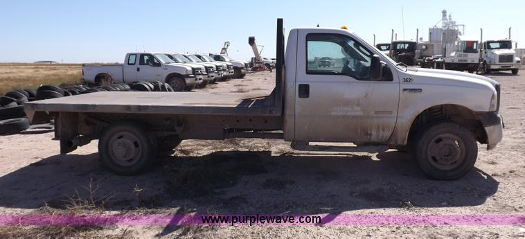 image for item I8410 2007 Ford F350 Super Duty XL utility truck