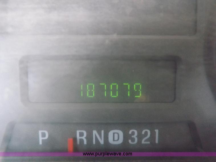 image for item I8410 2007 Ford F350 Super Duty XL utility truck