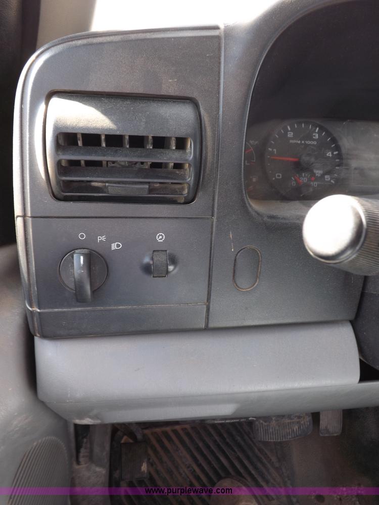 image for item I8410 2007 Ford F350 Super Duty XL utility truck