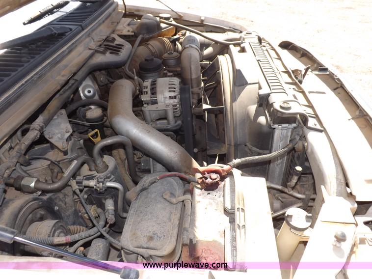 image for item I8411 2006 Ford F250 Super Duty XL SuperCab pickup truck