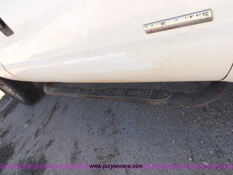 image for item I8411 2006 Ford F250 Super Duty XL SuperCab pickup truck