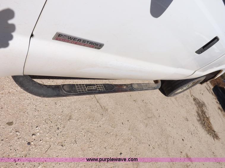 image for item I8411 2006 Ford F250 Super Duty XL SuperCab pickup truck