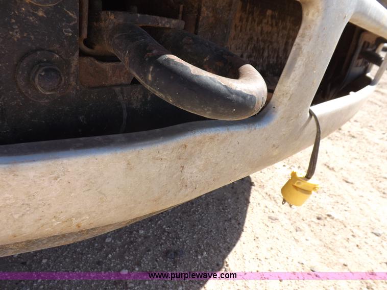 image for item I8411 2006 Ford F250 Super Duty XL SuperCab pickup truck