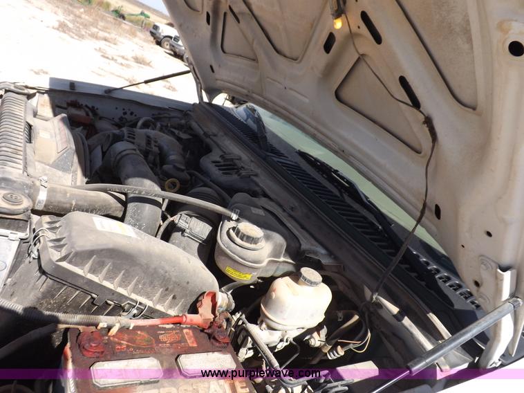 image for item I8412 2007 Ford F250 Super Duty XL pickup truck