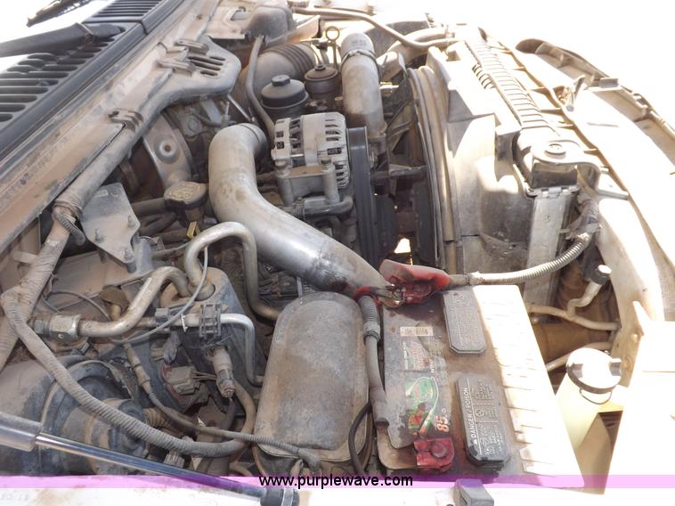 image for item I8412 2007 Ford F250 Super Duty XL pickup truck