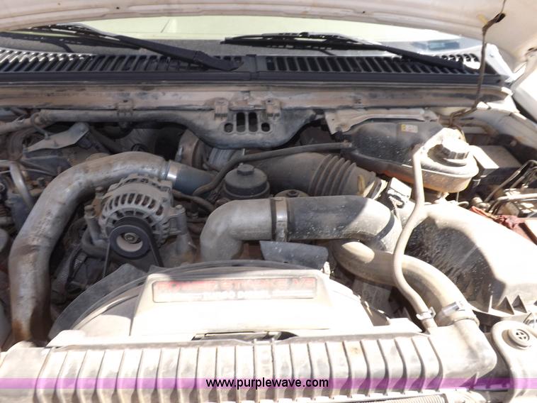 image for item I8412 2007 Ford F250 Super Duty XL pickup truck