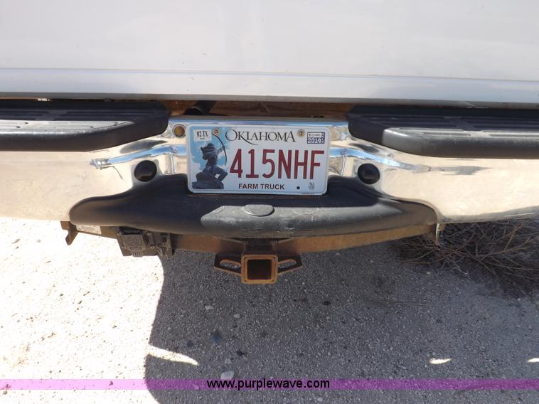 image for item I8412 2007 Ford F250 Super Duty XL pickup truck