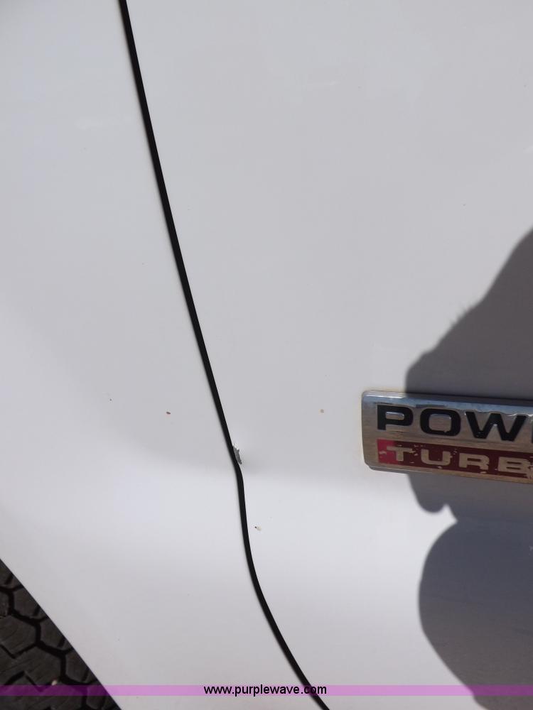 image for item I8412 2007 Ford F250 Super Duty XL pickup truck