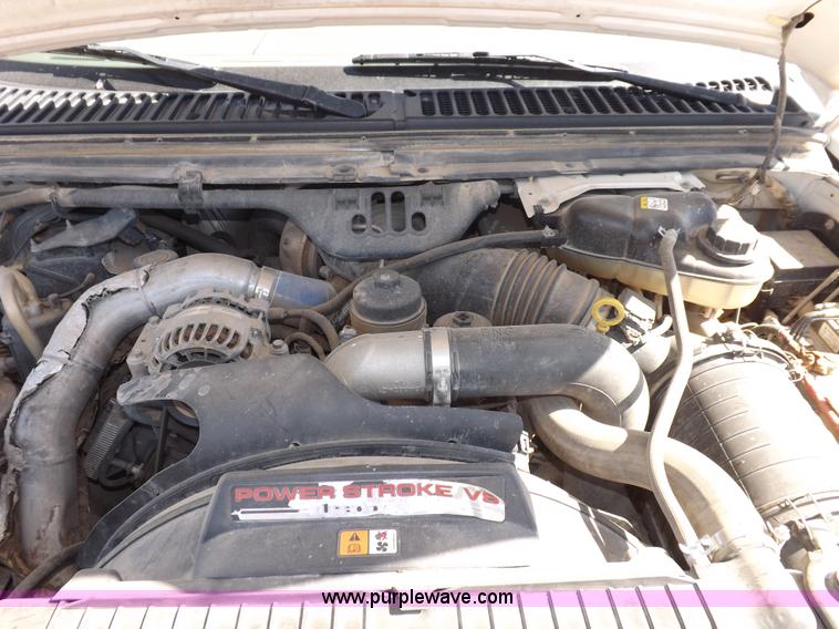 image for item I8413 2007 Ford F250 Super Duty XL pickup truck