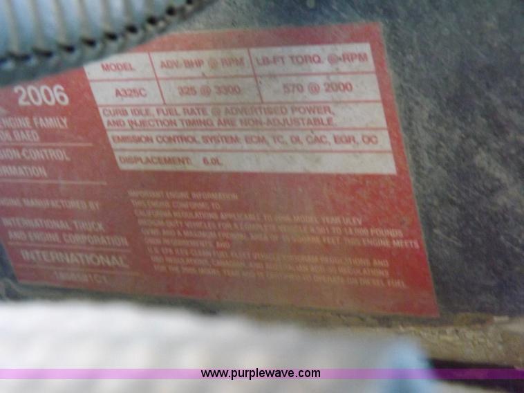 image for item I8413 2007 Ford F250 Super Duty XL pickup truck