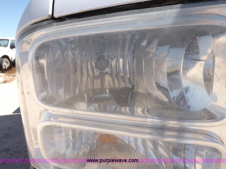 image for item I8413 2007 Ford F250 Super Duty XL pickup truck