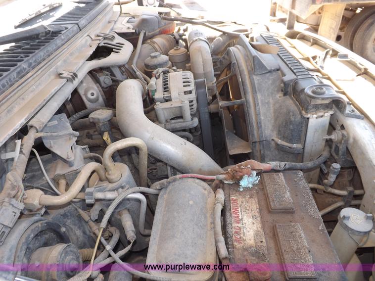 image for item I8414 2005 Ford F350 Super Duty XL flatbed truck