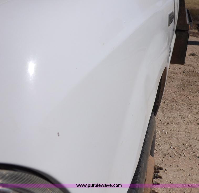 image for item I8415 2007 Ford F350 XL Super Duty utility truck