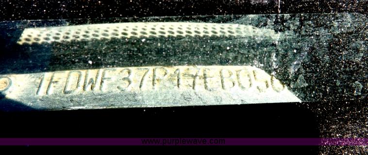 image for item I8415 2007 Ford F350 XL Super Duty utility truck