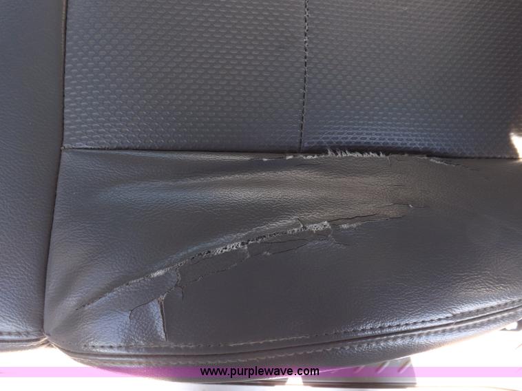 image for item I8416 2005 Ford F150 XL SuperCab pickup truck