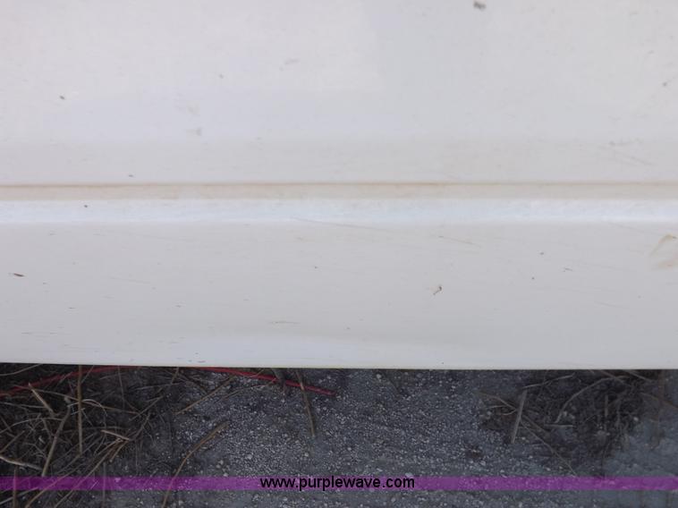 image for item I8416 2005 Ford F150 XL SuperCab pickup truck