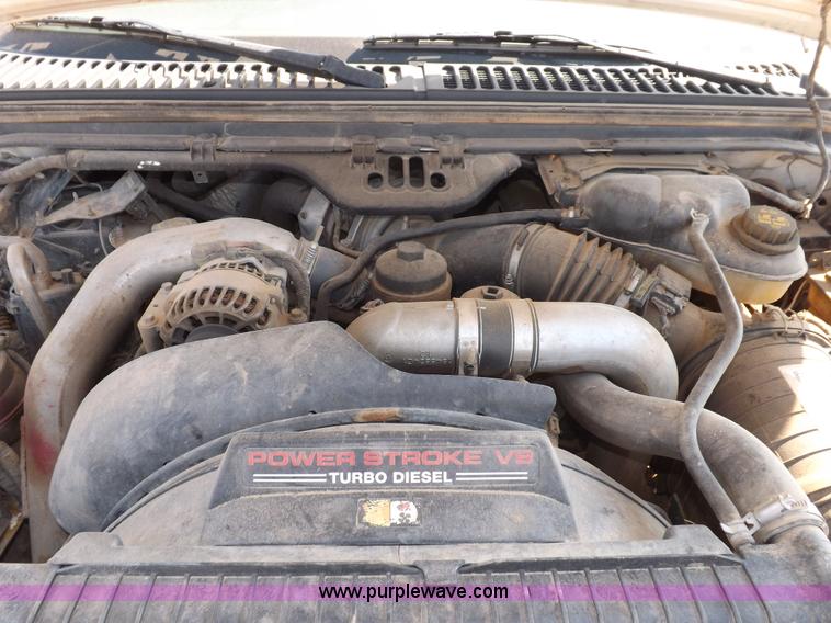 image for item I8417 2004 Ford F550 Super Duty XL flatbed truck