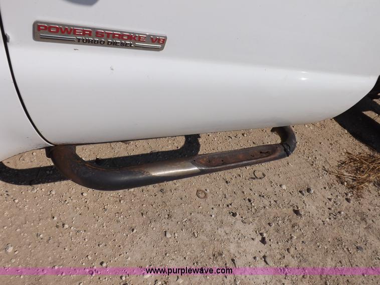 image for item I8417 2004 Ford F550 Super Duty XL flatbed truck