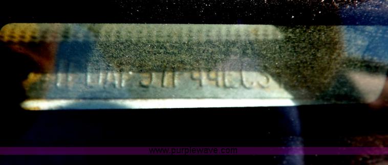 image for item I8417 2004 Ford F550 Super Duty XL flatbed truck