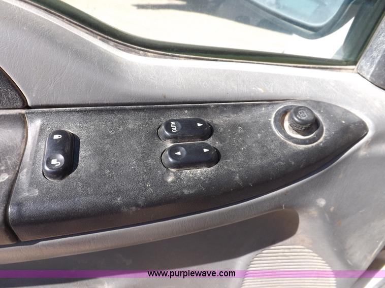 image for item I8418 2006 Ford F250 Super Duty Lariat SuperCab pickup truck