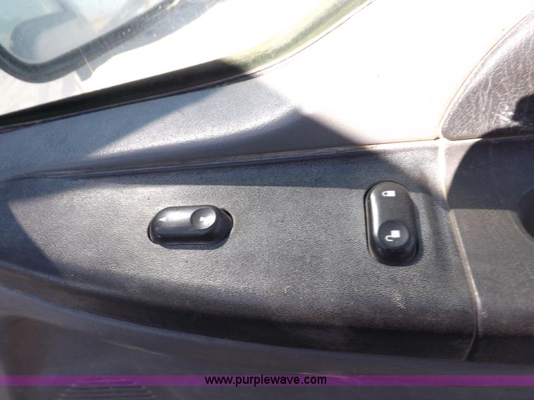 image for item I8418 2006 Ford F250 Super Duty Lariat SuperCab pickup truck