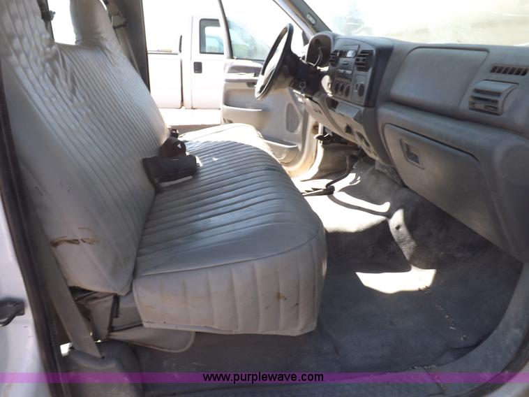 image for item I8418 2006 Ford F250 Super Duty Lariat SuperCab pickup truck