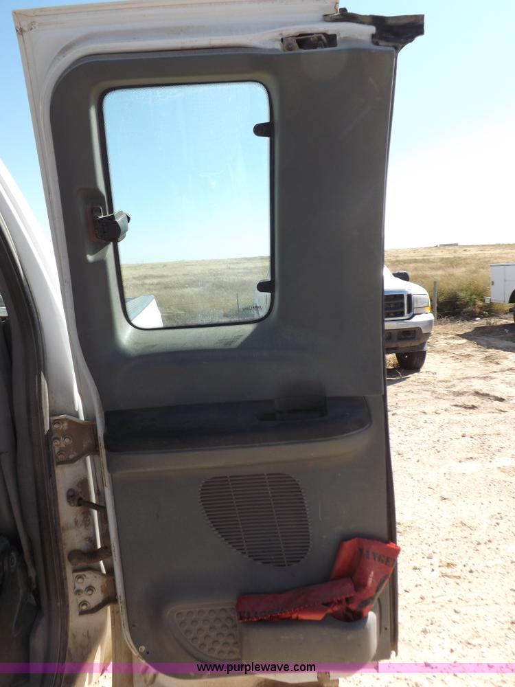 image for item I8418 2006 Ford F250 Super Duty Lariat SuperCab pickup truck